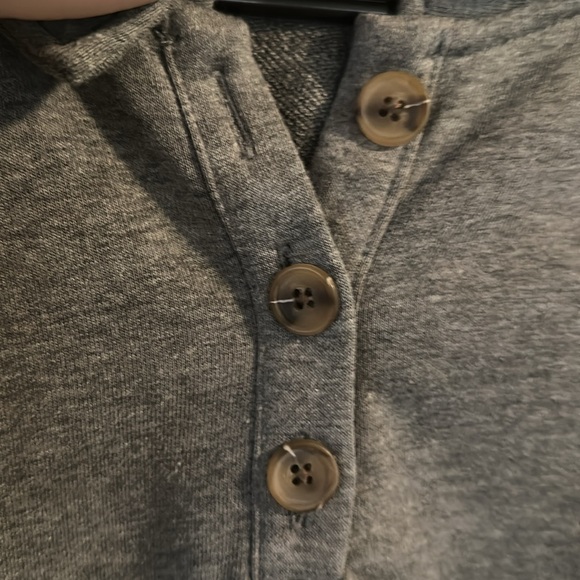 Wild Fable Heather Gray Collared Pullover - Picture 5 of 6